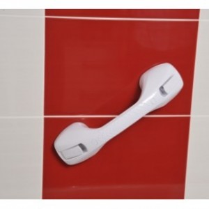 des barres d'appui pour securiser une douche ou une baignoire