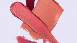 Maquillage avec une couleur naturel