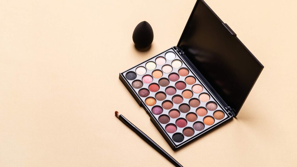palette de maquillage pour les yeux 